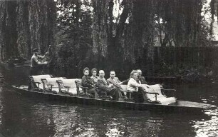 Kahnpartie im Spreewald bei Lübbenau : Čołmikowanje w Błótach blisko Lubnjowa
