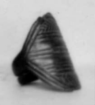 Fingerring von eigentümlicher Form, wohl barbarischen Ursprungs