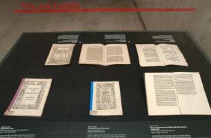SLUB, Ausstellung "Wie Luthers Worte fliegen lernten" : Ausstellungsvitrine "Ehe und Familie"