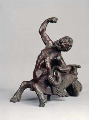 Triton von Schlangen getötet