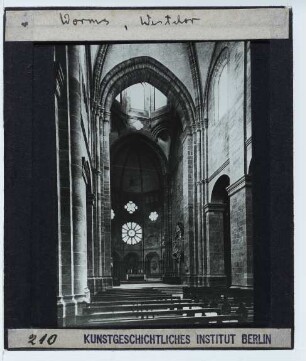 Worms, Dom : Innenansicht, Blick nach W