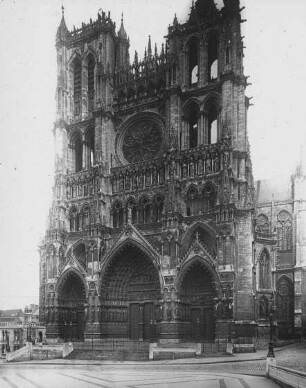 Amiens, Kathedrale, von Südwesten