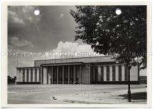 Berlin, Charlottenburg, Deutschlandhalle