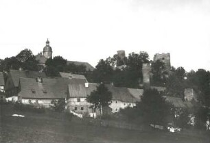 Frauenstein, Stadtansicht mit Schloss und Burgruine von Südosten