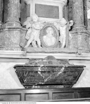 Grabmal von Kardinal Lelio Falconieri, Grabmal von Kardinal Alessandro Maria Falconieri (gest. 1734)