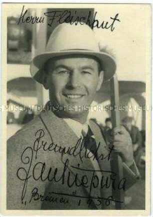 Opernsänger Jan Kiepura an Bord des Hochseepassagierdampfers "Bremen", mit Autograph