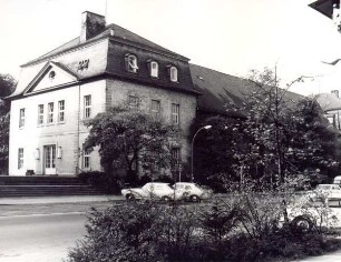 Blick vom Rosental auf die Stadthalle. Detmold. Schlossplatz