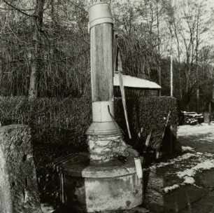 Dürrröhrsdorf-Dittersbach, Kr. Sebnitz, Wasserpumpe