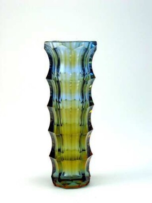 Vase aus Alexandritglas
