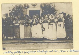 Kirchgangstracht aus Königswartha : Kleidung - Truhentracht. Ort: Rakecy / Königswartha. Evangelische Bautzener sorbische Tracht (Sorbischer Verein "Lipa" 1905)