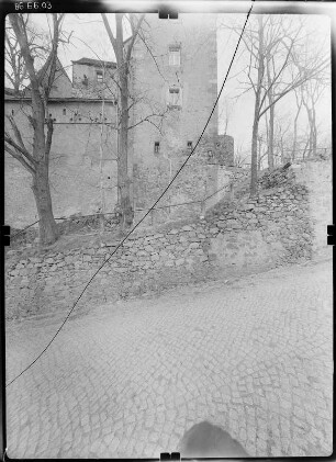 Kohren-Sahlis-Gnandstein. Burg Gnandstein (Baubeginn A. 13. Jh.). Torhaus. Giebelfront