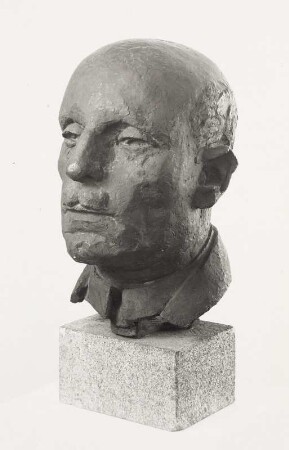 Büste des Malers und Graphikers Karl Hofer