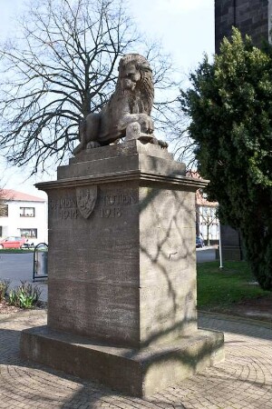 Gefallenenehrenmal; Grünberg, An der Stadtkirche
