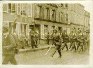 Truppenparade vor Wilhelm II. in Vouziers
