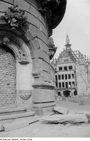 Dresdner Residenzschloss mit Georgentor