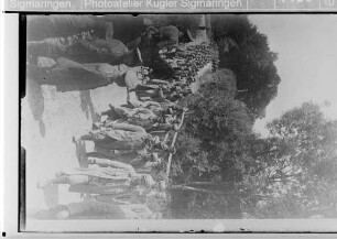 Gefangene französische Soldaten beim Marsch