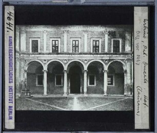 Urbino, Palazzo Ducale : Hof