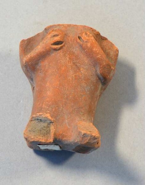 Clay figure without head (fragmented)