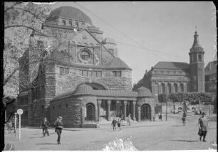 Essen, Stadt : Essen. Synagoge und Baugewerbe-Schule. Straßenansicht