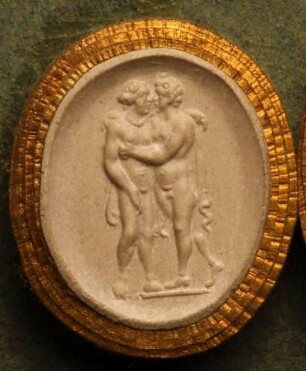 Adoni umarmt und küsst Venus (Daktyliothek, Erstes Mythologisches Tausend)