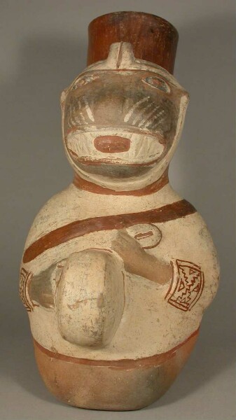 Standing anthropo-zoomorphic figure with drum; Fineline Painting: polymorphic geometric