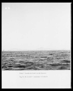 Ansicht der Insel Tenos von der Seeseite