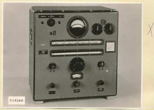 Normalfeldgenerator HF 2849, Gerät Frontseite, Foto 1954