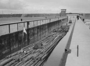 Schleuse Petershagen/Weser