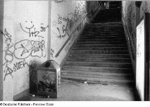 Aufgang zum S-Bahnhof Plauen