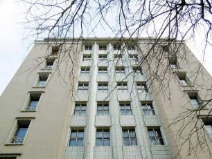Berlin: Hochhaus an der Weberwiese