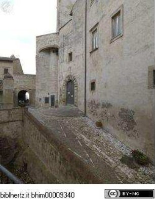 Castello Savelli-Torlonia, Ex-Palazzo della Pretura & Palazzo di Troilo Savelli