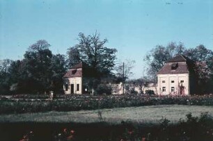 Schloss Tiefenau : Schloss Tiefenau (Wülknitz-Lichtensee-Tiefenau) mit Gartenhäusern und Barockgarten