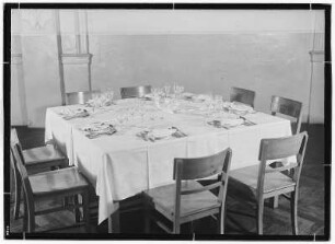 Königstein. Deutsches Haus. Gedeckter Tisch