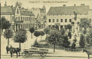 Lötzen, O.-Pr. - Marktplatz mit Kriegerdenkmal