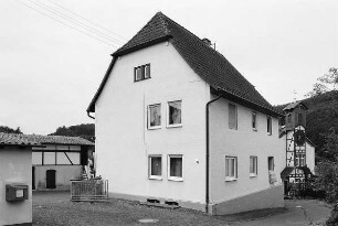 Wohnhaus; Schmitten, Usinger Straße 16