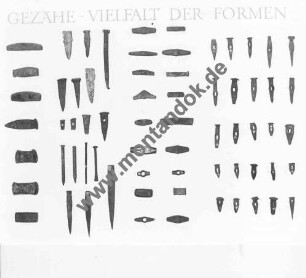 Schautafel "Gezähe - Vielfalt der Formen" im Deutschen Bergbau-Museum Bochum