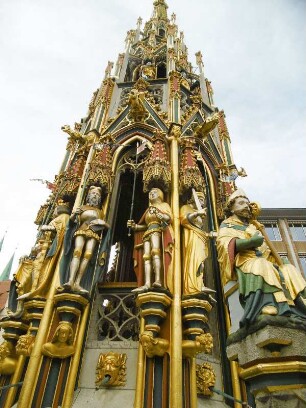 Nürnberg: Schöner Brunnen
