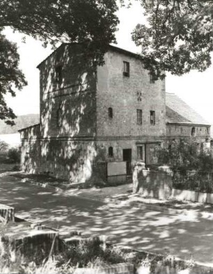 Sauen. Ehemalige Getreidemühle, Dorfstraße. Straßenansicht