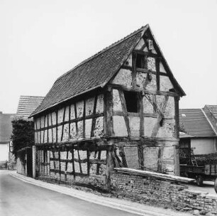 Bad Camberg, Hauptstraße 12