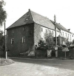 Dohna-Röhrsdorf-Bosewitz. Wohnhaus, Nr. 1. Eckansicht