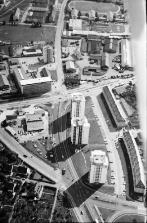 Freiburg: Hochhäuser, Basler Landstraße, Schönbergstraße