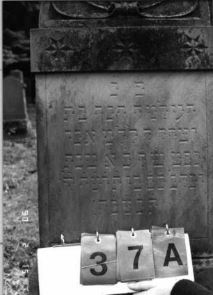 Grabstein 37A