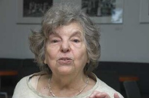 Die Schriftstellerin Anne Dorn zu Besuch in der SLUB
