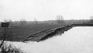 Lehmstich an der Elbe bei Hochwasser, Roßlau : Technikgeschichte | Technik und Wirtschaft | Norddeutsche Bodenschätze | Lehm
