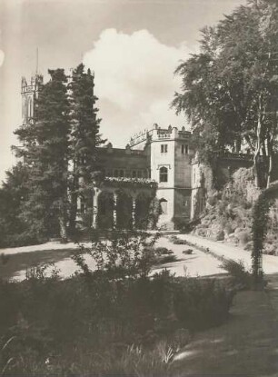 Dresden. Schloss Eckberg : Dresden. Schloss Eckberg. Teilansicht mit Auffahrt
