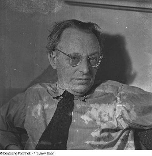 Porträt Komponist Carl Orff