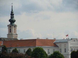 Tulln - Rathaus und Kirche