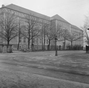 Sorbisches Institut für Lehrerbildung in Bautzen, Liststraße : Serbski wučerski wustaw w Budyšinje, Listowa droha : Bautzen / Budyšin