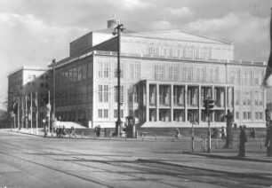 Messestadt Leipzig: Opernhaus am Karl-Marx-Platz