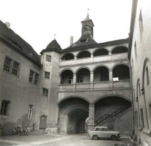 Finsterwalde. Schloß (1531/97). Hinterschloß (wohl M. Piger). Hofansicht gegen Nordflügel